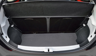  Mata do bagażnika samochodu, łazienki o szerokości 90 cm szary