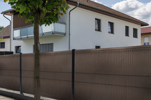 Listwy ogrodzeniowe pionowe 153 x 250 RD 02 ciemny brąz